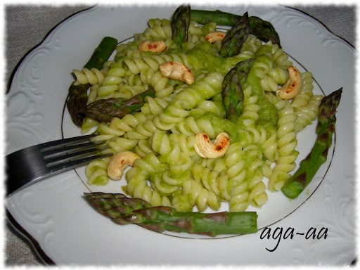 Makaron ze szparagowym puree