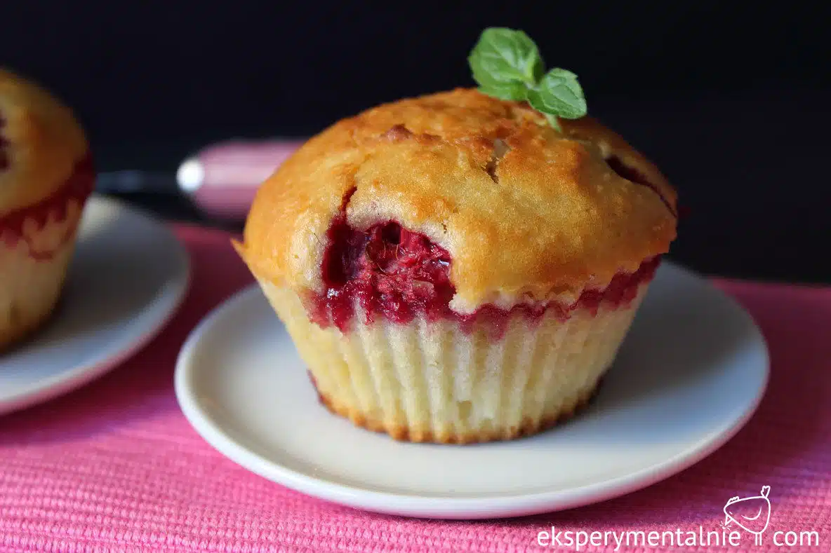 muffinki kokosowe z malinami muffinki kokosowe z malinami
