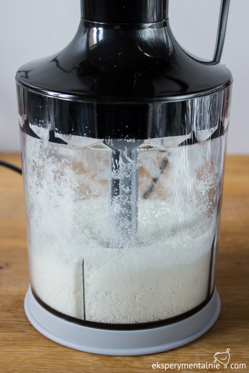 jak zrobić domowe mleko kokosowe