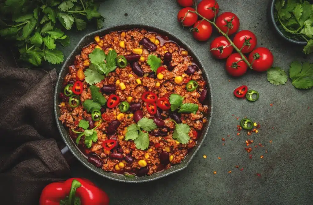 Dania Jednogarnkowe Inspirowane Kuchniami Świata: Od Chili Con Carne po Ratatouille